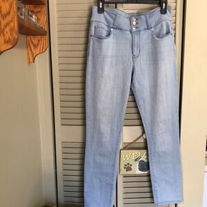 Guess High Rise Blue Jeans with Casual Faded Look
